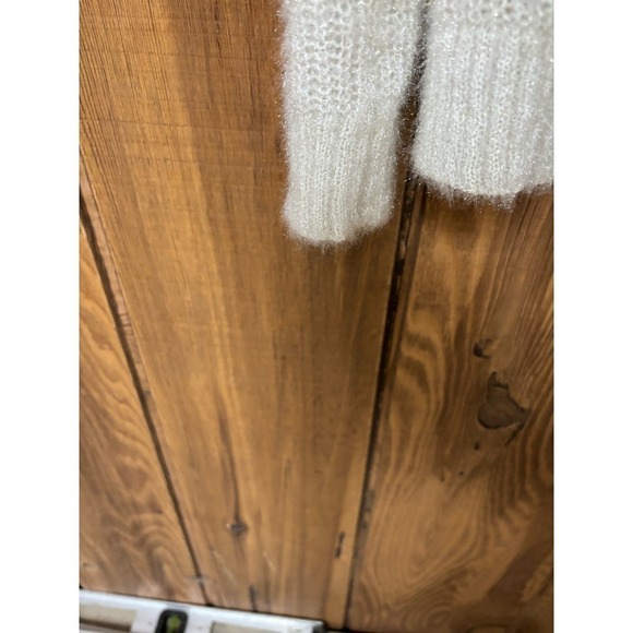 Soft Surroundings Cozy loose Knit Cottagecore Sweater Top with a hint of Sparkle - Picture 4 of 11